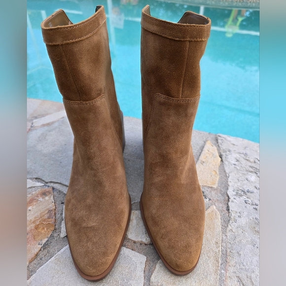 Vince Camuto NWT Kortimy Suede Boots In Camel  Size 8 Wide - Picture 5 of 11